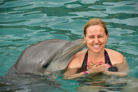 karib 2019. február Anikó delfinekkel 3.kép